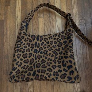 BAGGU LEOPARD SHOULDER BAG